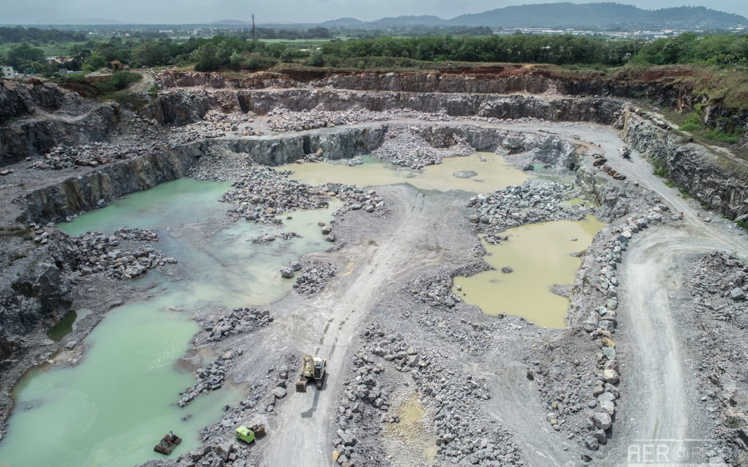 ? –  Relevés topographiques des carrières Ribal